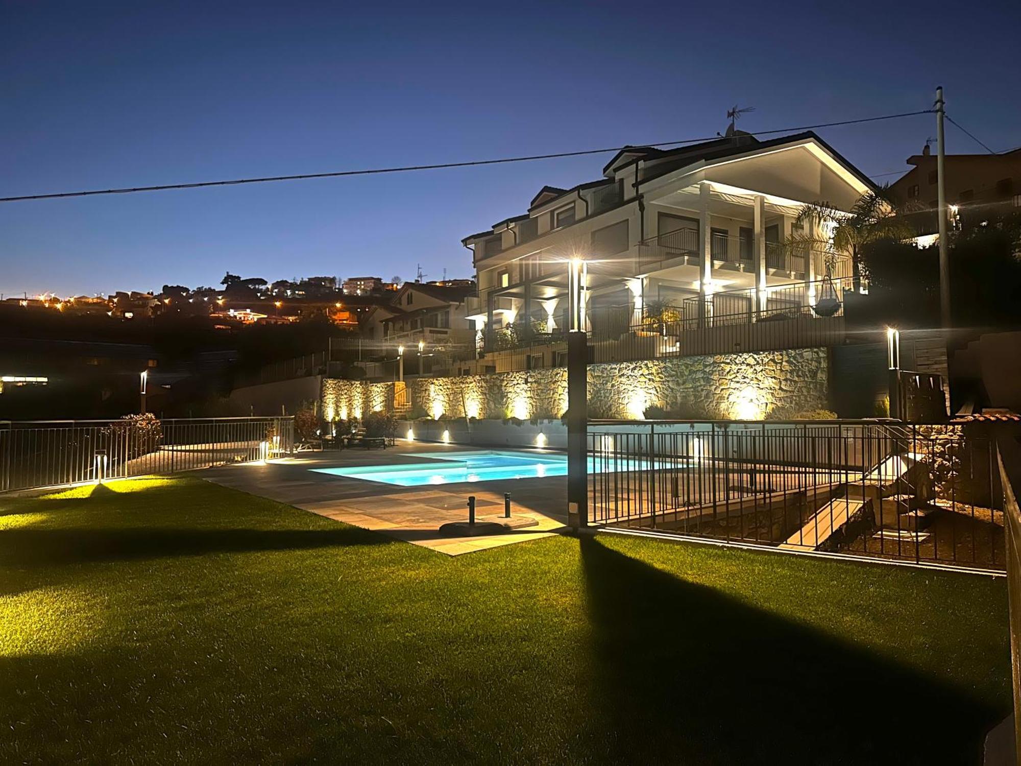 Villa La Matta Apartments And Luxury Suites Санремо Екстер'єр фото